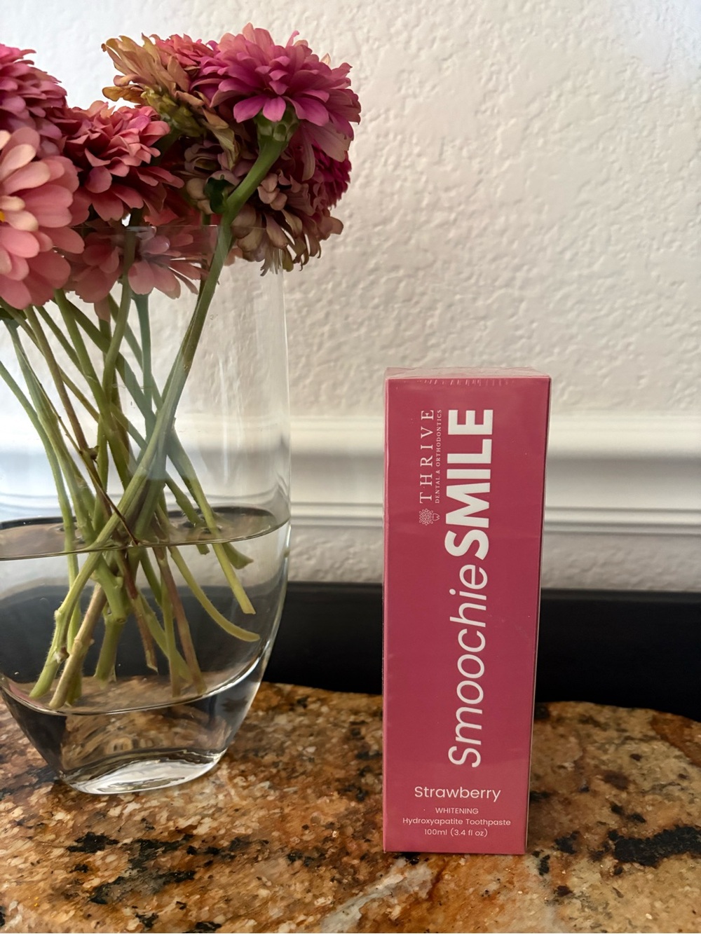 Thrive Teeth Whitening Smoochie Smile Strawberry Brighten After Braces 3.4 oz
